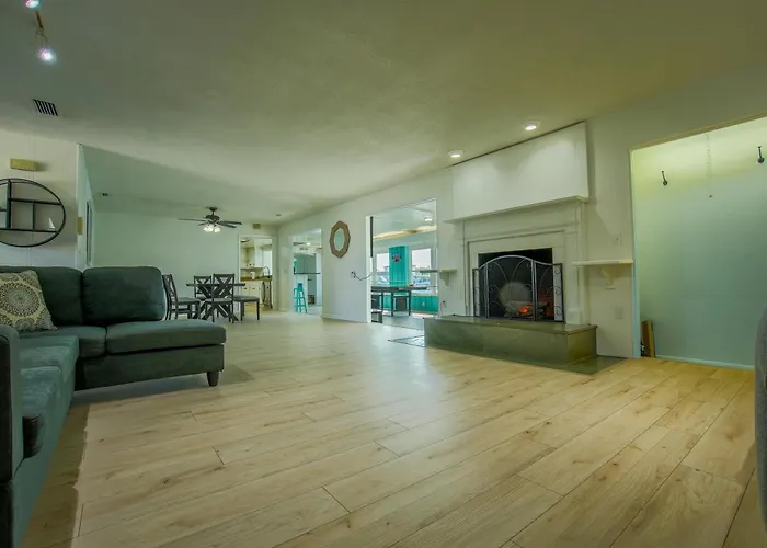 Clearwater - House *