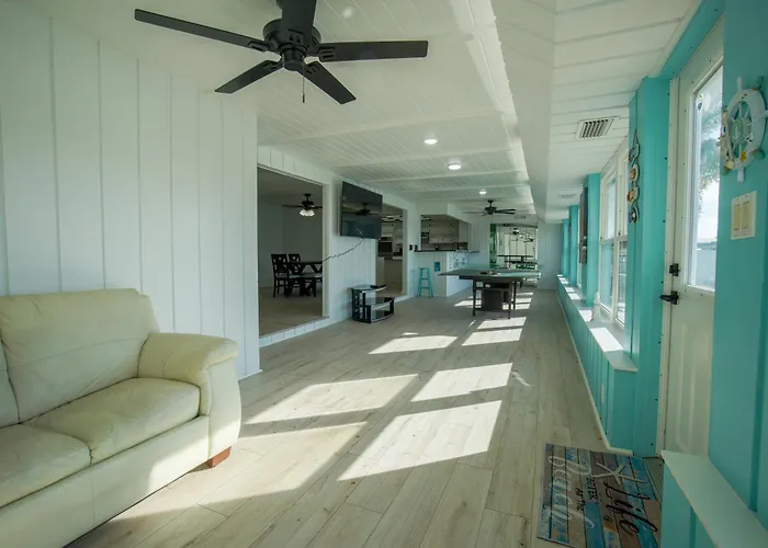 Clearwater - House Villa